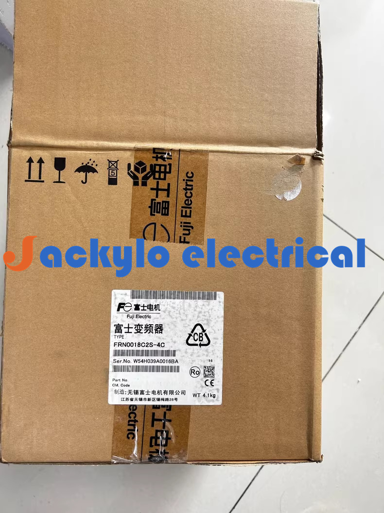 Fuji FRN0024C2S-4C Inverter 1PC New 11KW 3P 380V 50/60HZ 24A FRN0024C2S4C