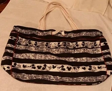DISNEY MICKEY MOUSE  BAG BLACK/WHITE  GUC