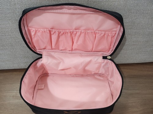 Victoria's Secret Travel Bag New - Picture 6 of 6