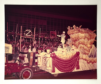 1970s Mardi Gras Krewes Den Club Parade Crowd King Float NOLA Vintage Photo