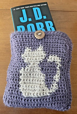 Padded Crochet Cat Paperback Book Sleeve, Book Cover, Book Protector, 6"X 7.5"