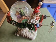 Snow Globe, Christmas Scene, Santa,rooftop