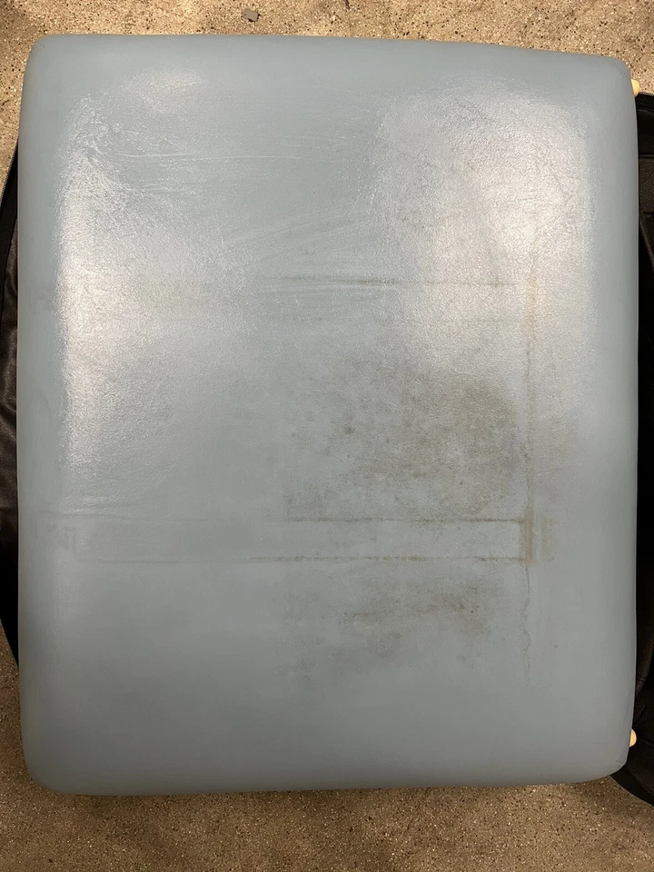 Mesa de masaje Earthlite Spirit. Recogida local en Los Ángeles Foto 4 de 4