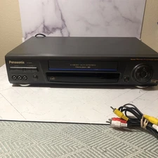 Panasonic PV-8660 VCR 4-Head OmniVision VHS Player w AV Cord Tested LOOK!