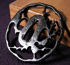 Edo period Japan antique iron higo school openwork Tsuba Box sword katana armor 