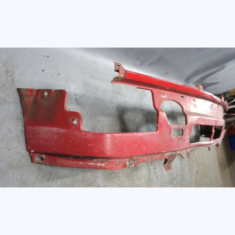 1986-1987 1990 BMW E30 3-Series Early Front Lower Bumper Valance Panel Red OEM — 第 3/4 张图片