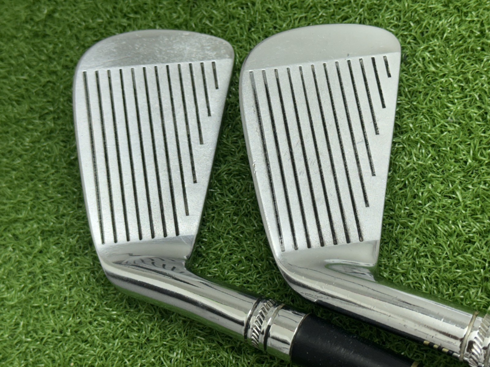 1972-73 Walter Hagen Ultradyne (Red Button) Irons 2 / 4 Right Handed Steel Stiff