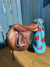Bates Leather Jump Saddle With Stirrups, Leathers And Cover Included 17”