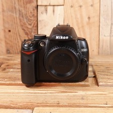 Used Nikon D5000 DSLR Camera Body