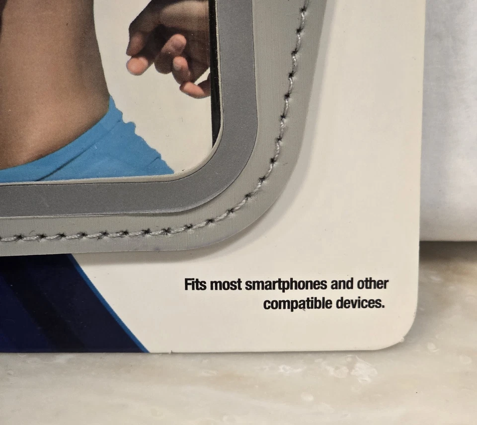 Регулируемый браслет Pro Strength Active с запасным местом для хранения ключей сотового телефона - Изображение 3 из 4