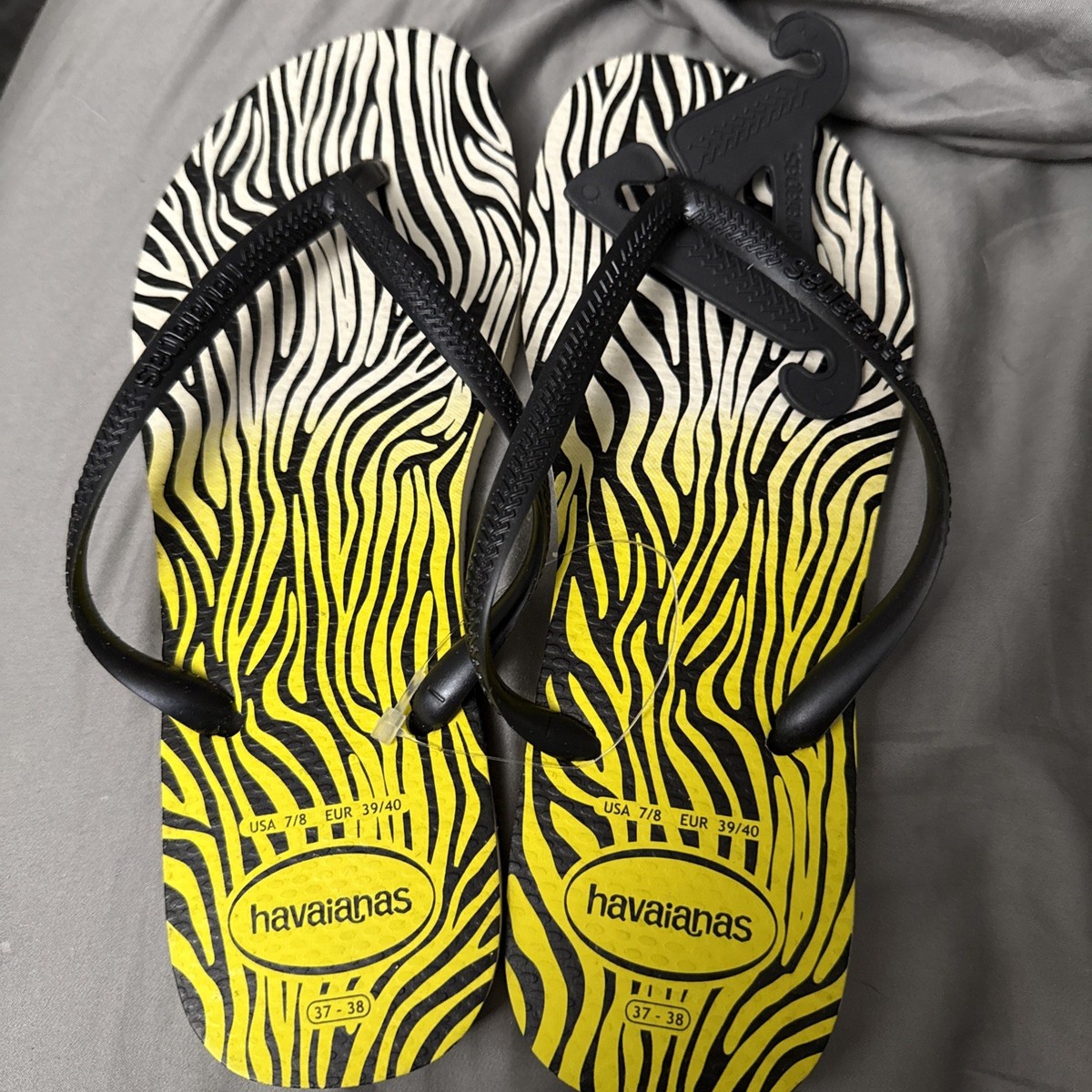 Havaianas Tiger Stripe Flip Flops Yellow & White With Black 