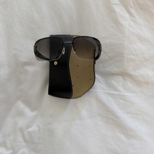Authentic Gray Kate Spade Fashion Sunglasses. Case Included / Made In Italy.