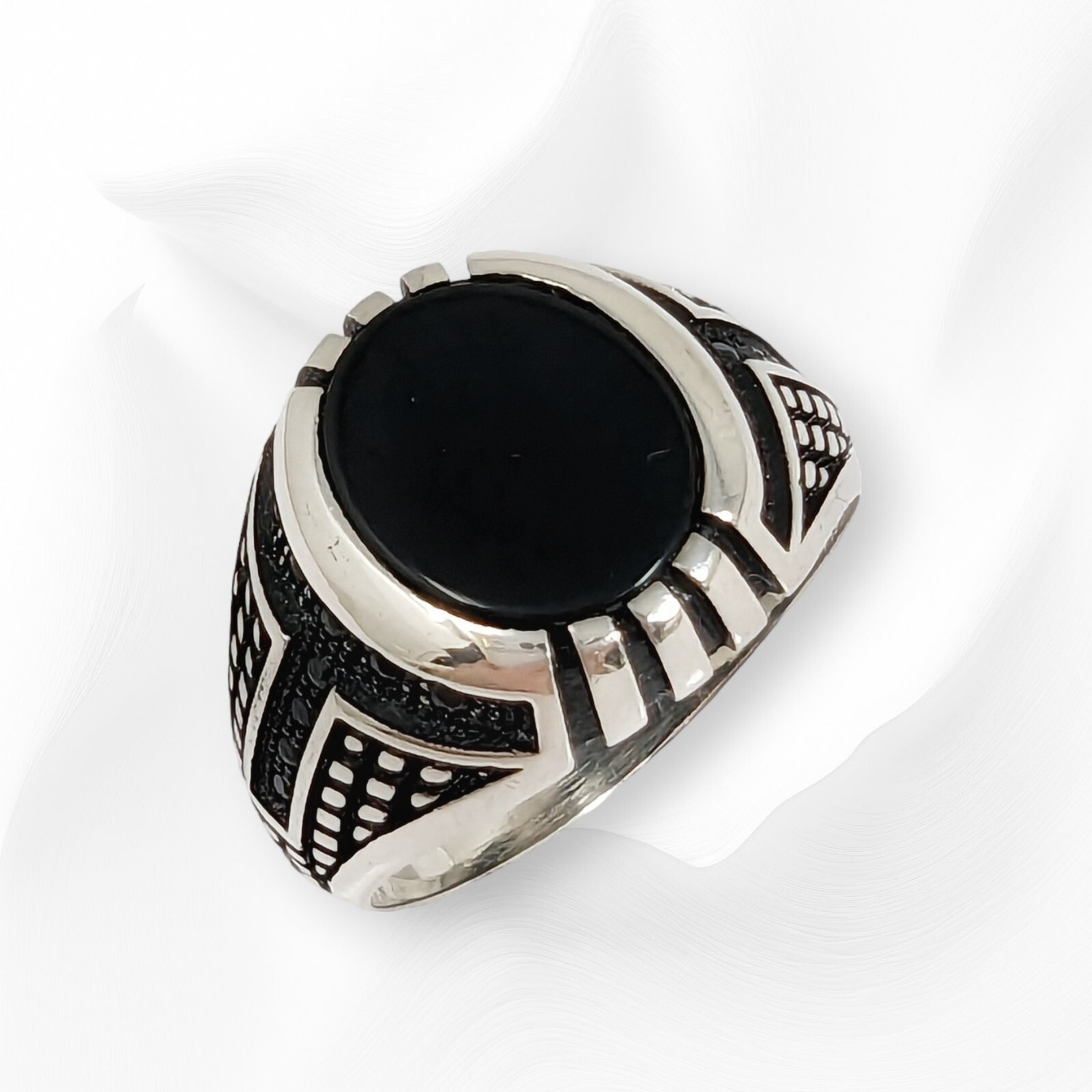 Genuine925 Sterling Silver Men Ring With Black Onyx and Cubic Zirconia/Gift Box