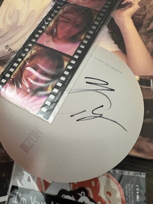 TWICE JIHYO ZONE - O version - D2C Signed Exclusive - Signed