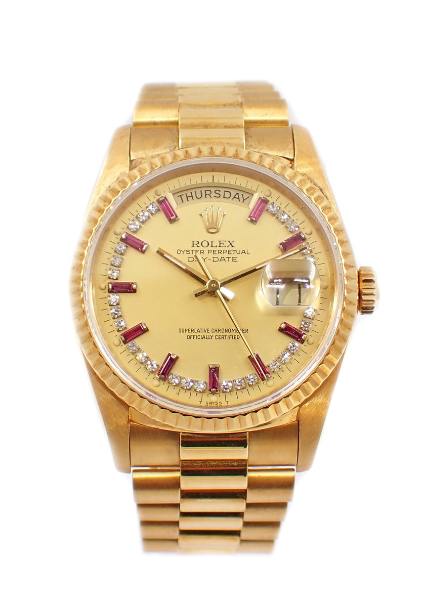Rolex Day-Date 18238 18K Yellow Gold Diamond Ruby ​​Dial Automatic