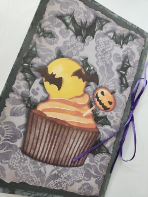 Junk Journal Booklet ''CLASSIC HALLOWEEN 2'' HANDMADE Cards, Pockets, Ephemera 