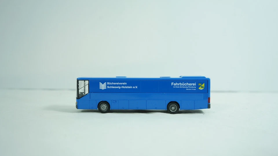 Rietze Models 1/87 HO Setra 315 UL Fahrbucherei Bus Item 61340 NEW B51 - Image 4 of 4