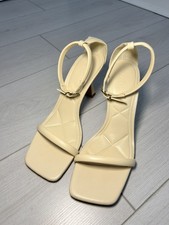 Zara Leather High Heel Sandals Ecru White / UK Size 7/40
