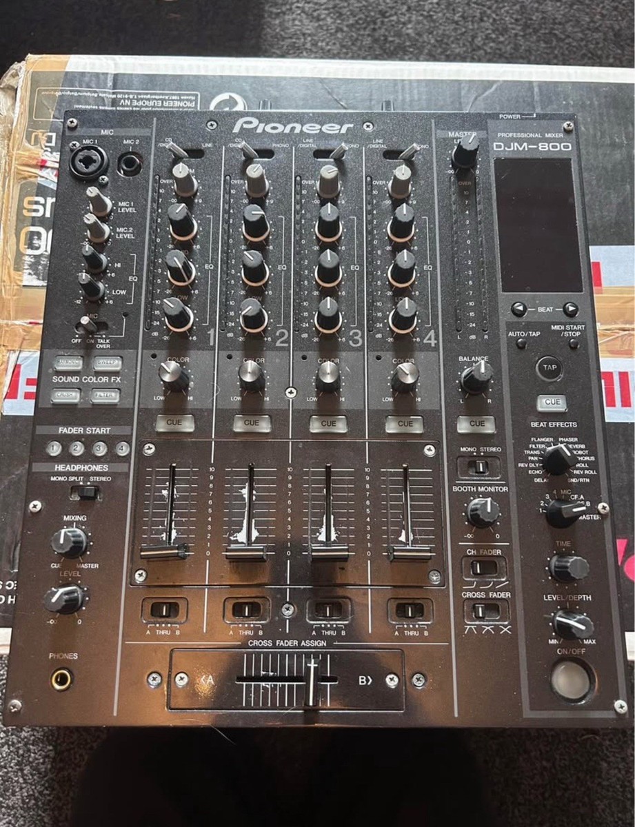DJ機材 Pioneer DJM-800 [DJ MIXER] Pioneer DJM-800 4-Channel DJ Mixer | zZounds