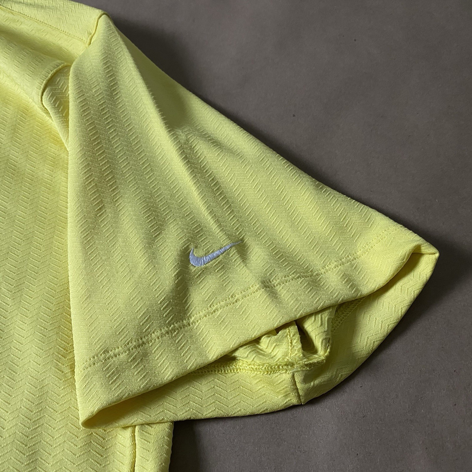 Nike XL X-Large Golf Fit Dry Stretch Polo CL Yellow Textured Patterned West Bend thumbnail 8