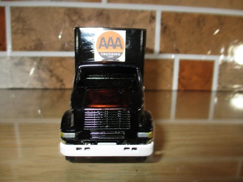 Winross AAA Trucking Corp Custom Diecast Straight Truck 1:64 Scale International - Picture 6 of 8