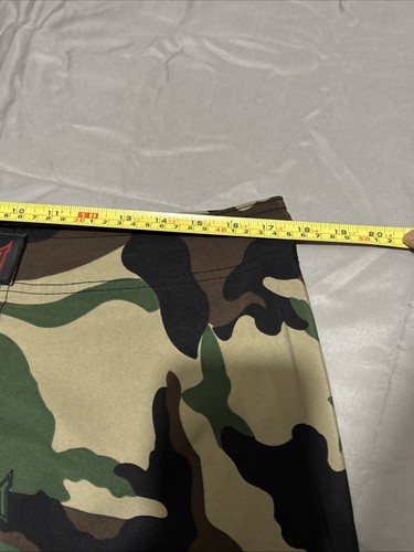Tapout Woodland Camo Fight Shorts Mens 34 MMA UFC Logo Spellout Board Shorts - Picture 8 of 13