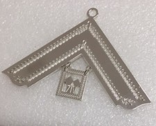 Craft Past Masters collar jewel - new quality product with high shine to front