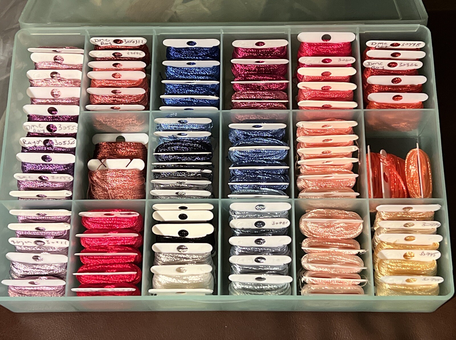 LOT 500 + Embroidery Cross Stitch Thread Floss DMC Bobbin Cards Numbered Boxes