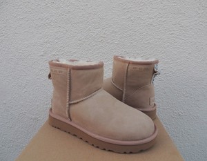 ugg classic mini 36