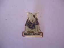 PINS   CHIEN BULL TERRIER  BIERE  BIER BUD LIGHT