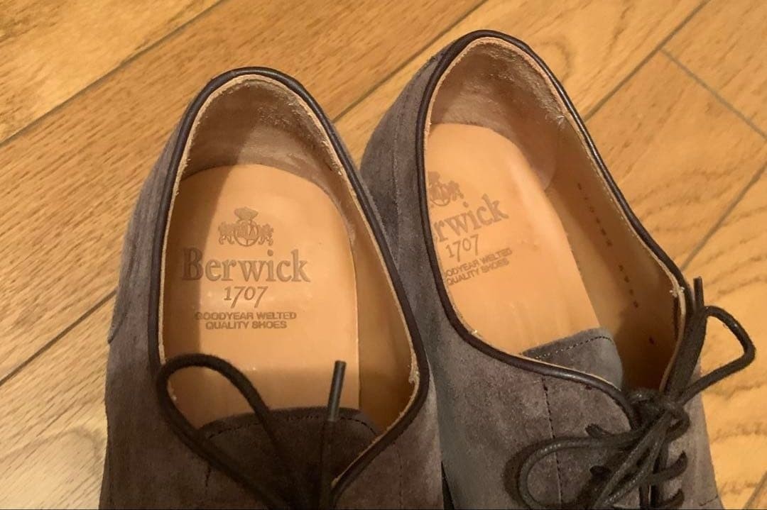 Berwick Suede U-Tip Shoes Men's Size 8/27cm Excellent Condition