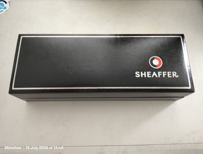 Sheaffer Sagaris Fluted Shiny Chrome CT (Chrome Trim) Fountain Pen (Model 9481-0