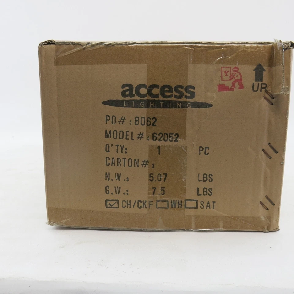 Iluminación de acceso a luz de tocador 62052 CH/CKF cromada con acabado esmerilado a cuadros Foto 4 de 4