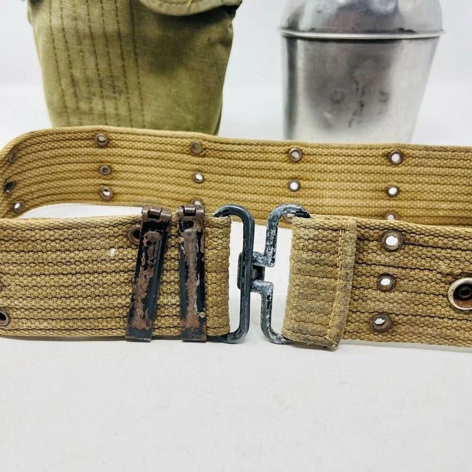 Copa con cubierta de cantimplora militar del ejército de Estados Unidos de la Segunda Guerra Mundial con cinturón verde oliva para hombre 1944 Foto 2 de 4