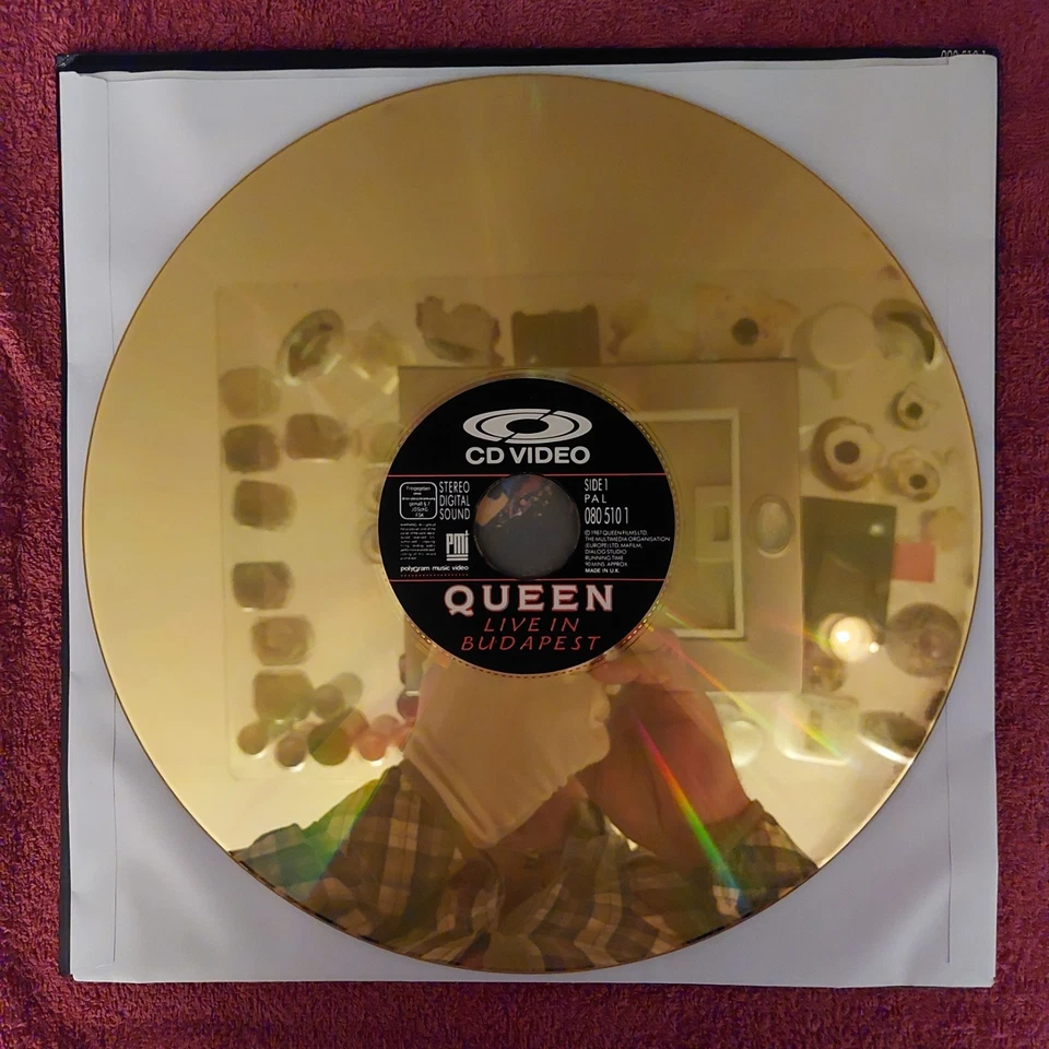 QUEEN•LIVE in Budapest • Laserdisc, guter gebrauchter Zustand, PAL TV •  1987 - Bild 3 von 4