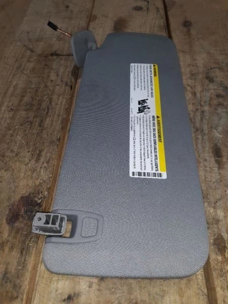 Driver Sun Visor Classic Style Fits 14-19 SIERRA 1500 PICKUP 62245 Foto 3 de 4