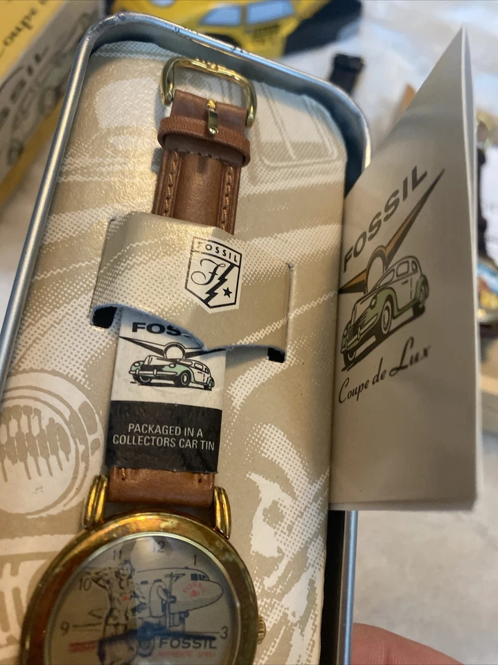 Lote De 9 Relojes De Colección Fósiles Lorus Rey León Mickey Mouse Toy Story Buzz Plus Foto 3 de 4