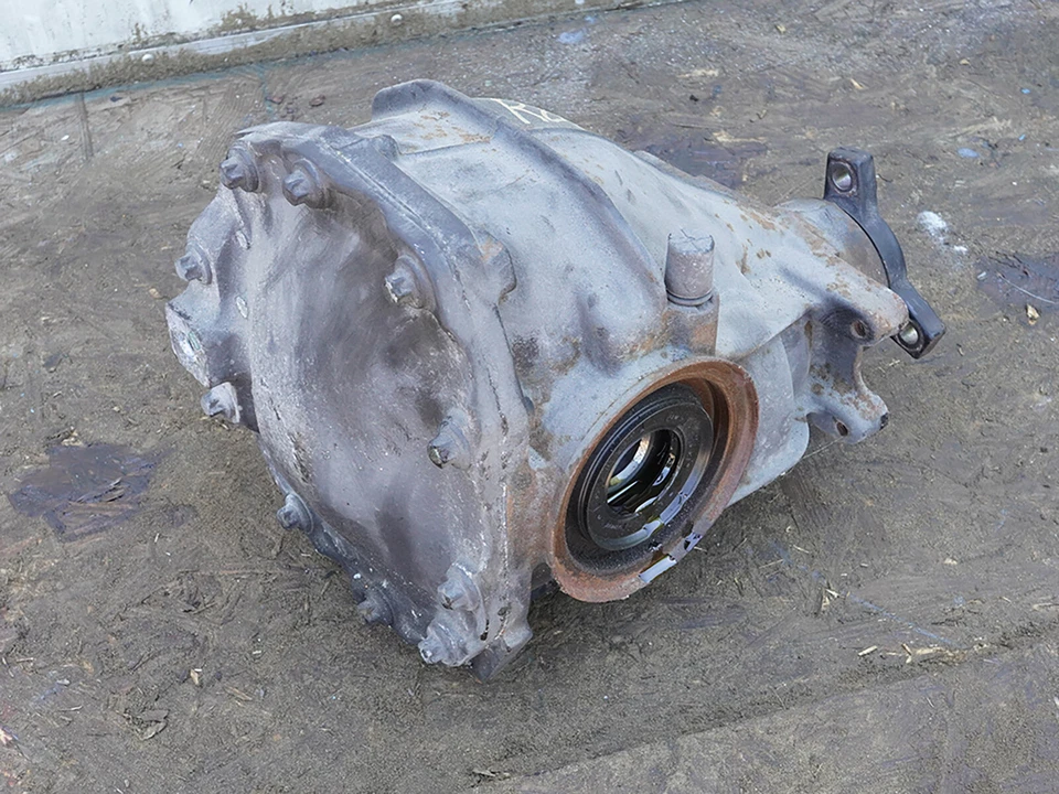 2003 - 2004 Mercedes Benz Sl Class R230 Sl500 Carrier Differential Rear Oem Foto 2 de 4