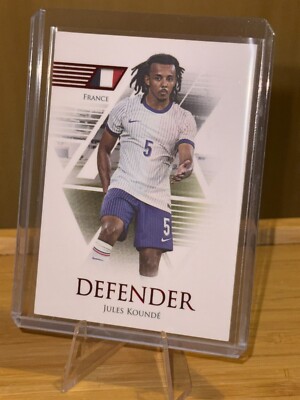 Futera Unique World Football 2024 Quartz /55, Amethyst /30 & Rubin /10 Parallelen