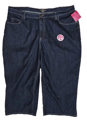 Wm Lee Denim Capri Size 24W Medium Slimming NWT *FREE SHIPPING*  