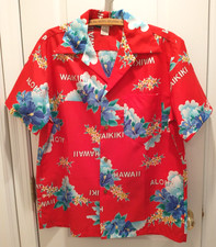 Vintage Early 80's Men's Medium Made in Hawaii Floral Waikiki Aloha SS Shirt