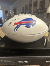 Damar Hamlin Signed Buffalo Bills Team Logo Franklin Football Schwartz
