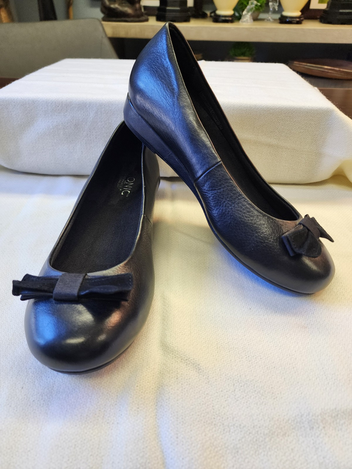 New Vionic 'Lydia' Demi Wedge Black Leather