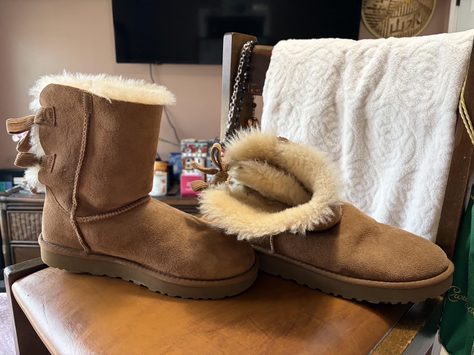 UGG Women's - image 4