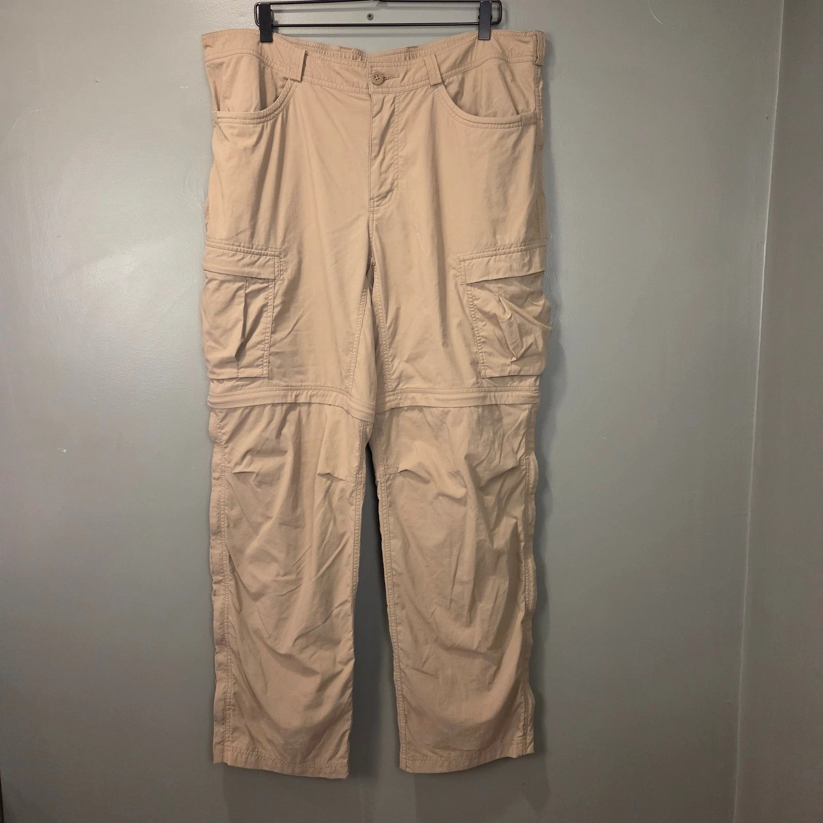 Rei Co-Op Men's Convertible Zip Off Cargo Pants Size 42x34 Tan Outdoors