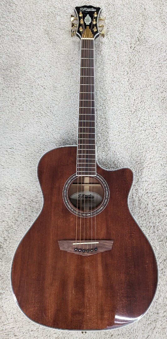 Акустическая система DAngelico Excel Gramercy XT Acoustic Electric окрашенная под орех DAEG200XTWALGP 127290₽