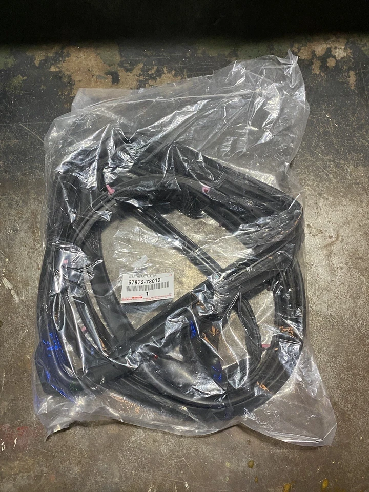 Lexus NX200t NX300 NX300h 2015-2021 puerta trasera izquierda resistente al clima 6787278010 Foto 3 de 3