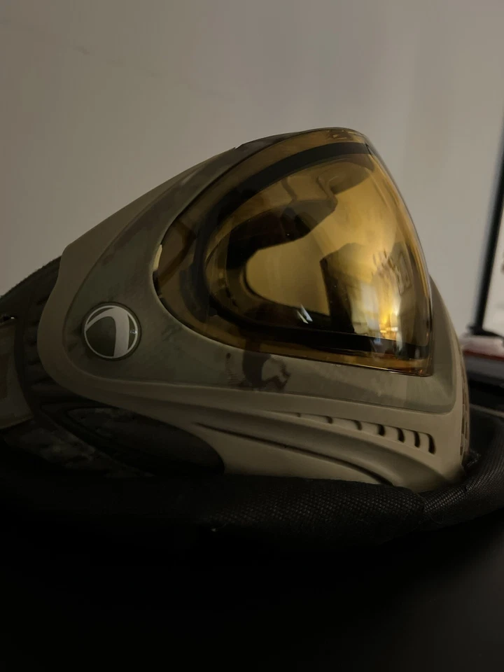 气枪和彩弹面罩 — 第 2/4 张图片