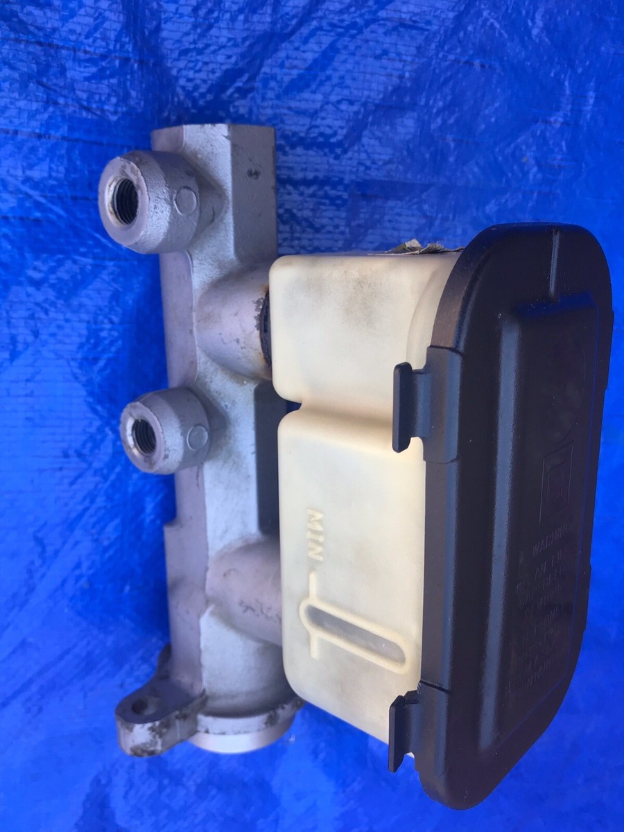 三代目 キャリーケース 岩田剛典