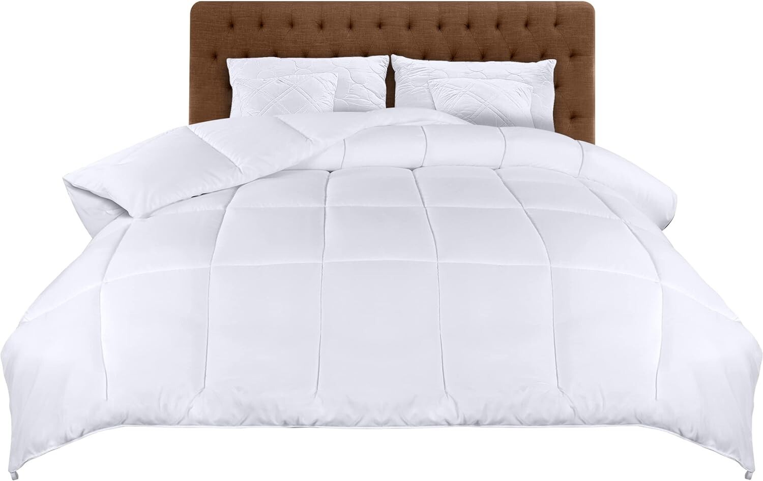 Couette légère 220 x 240 cm blanche 4 saisons pour lit 2 personnes